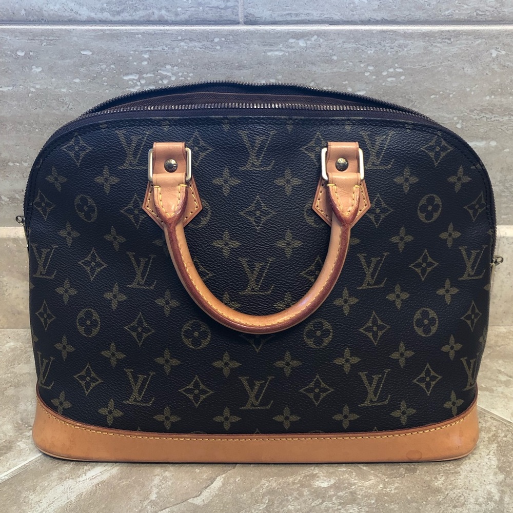 Louis Vuitton Alma PM